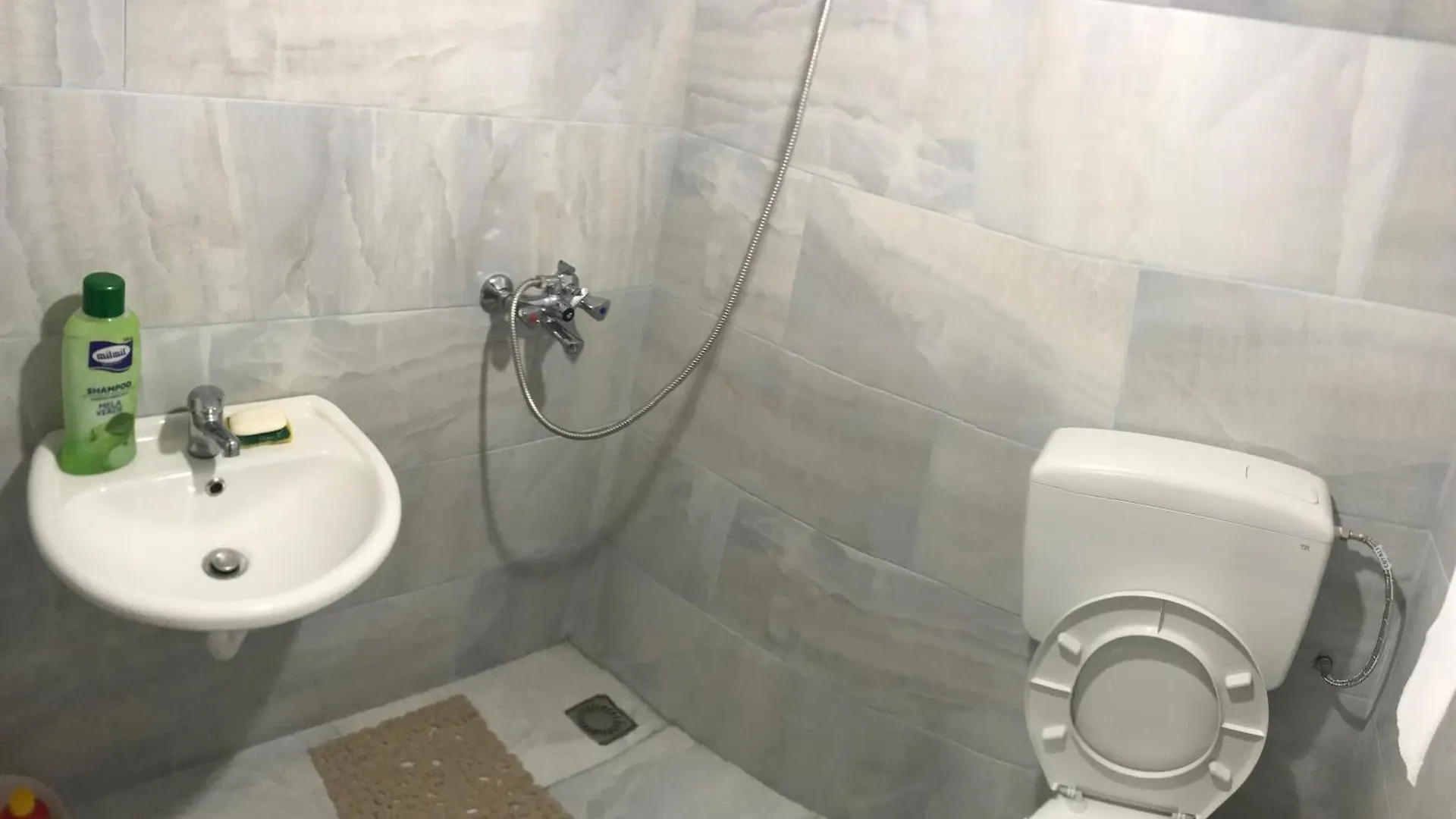 Gasthuis Marash Rrgalla Guesthouse Theth