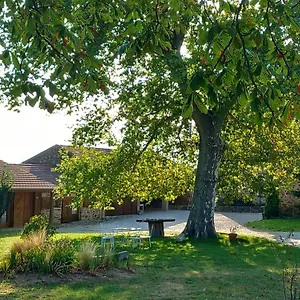 le-clos-de-ceintres.hotels-rhonealpes.com/