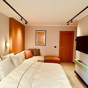 lilis-center-apartments.hotels-in-tirana.com/